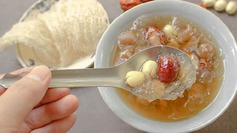 Yến Sào Bao Nhiêu Calo? Ăn Yến Sào Có Tăng Cân Không?