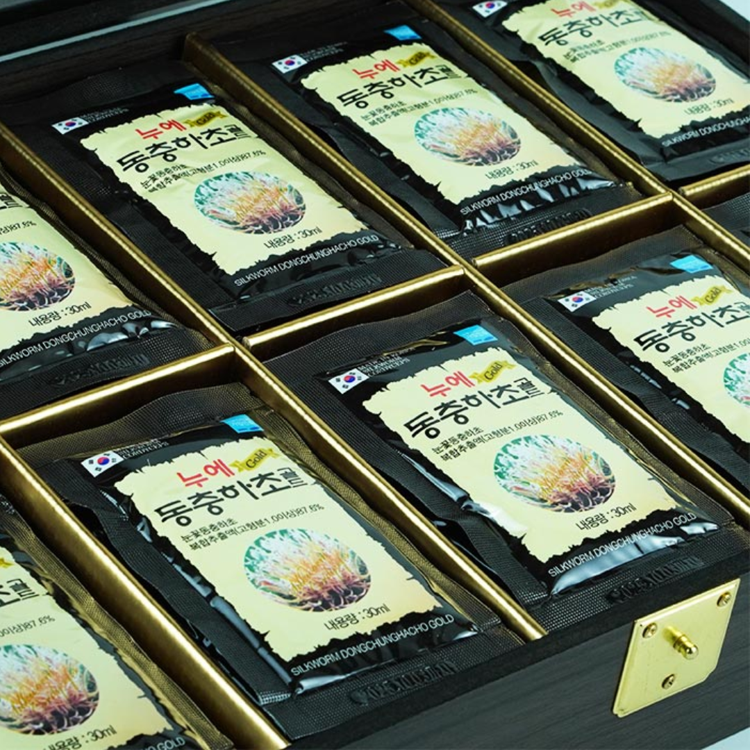 Nước Tinh Chất Đông Trùng Gỗ Đen KangHwa