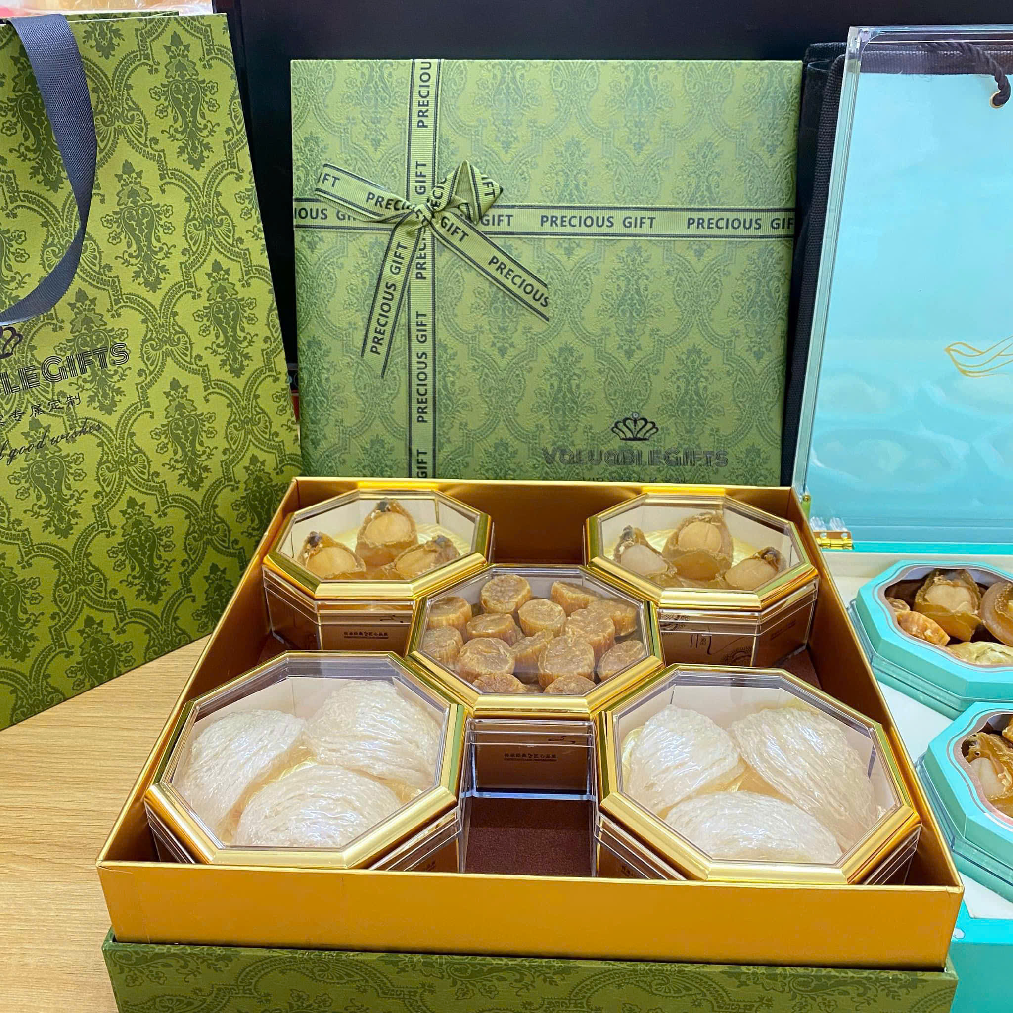 Set quà thượng hạng